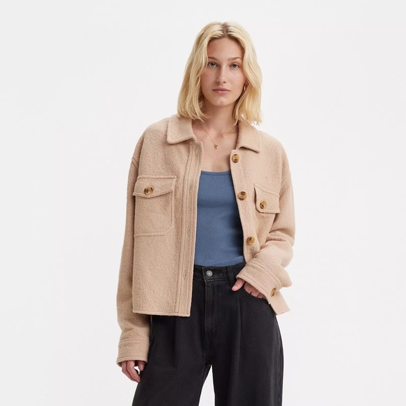 NWT Levi’s Cropped Shacket Size L - Picture 1 of 2